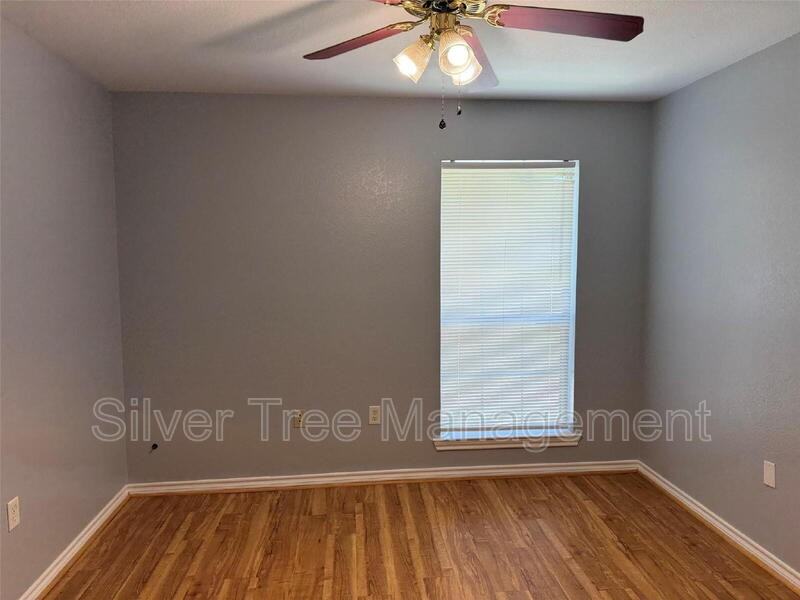204 School House Rd - Photo 6 of 12