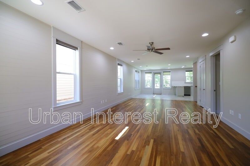 47 Palm St #B - Photo 2 of 24
