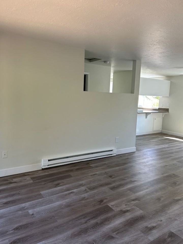 Woodview Village Apartments - Photo 7 of 46