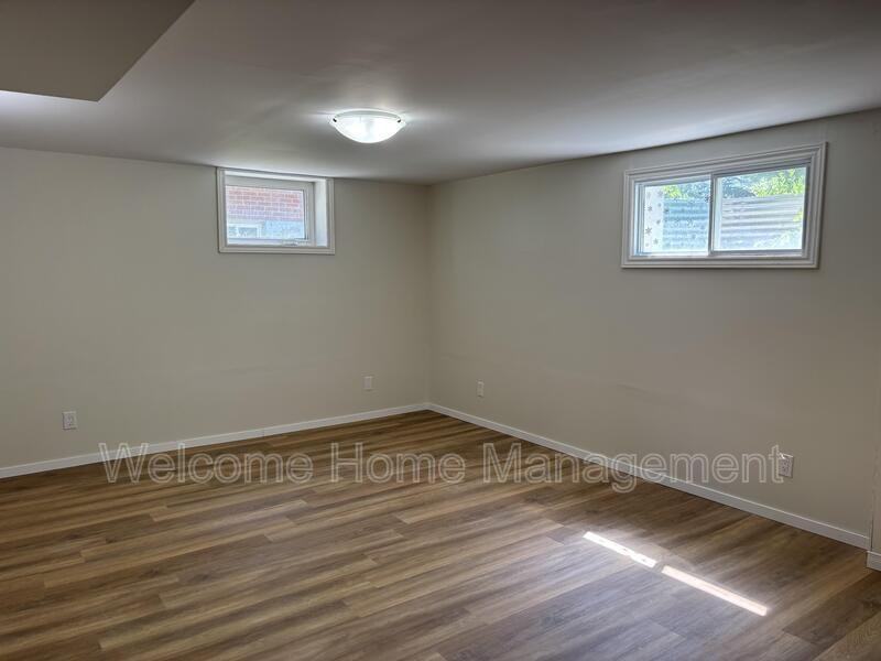 40 Barron St - Photo 7 of 11