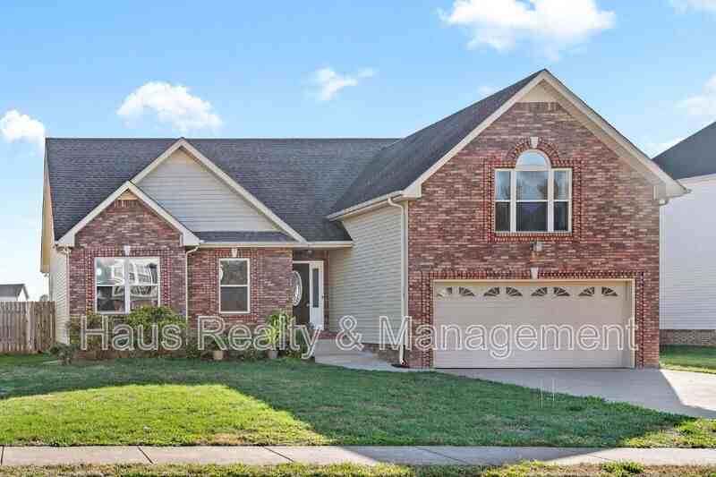 3565 Southwood Dr - Photo 2 of 30