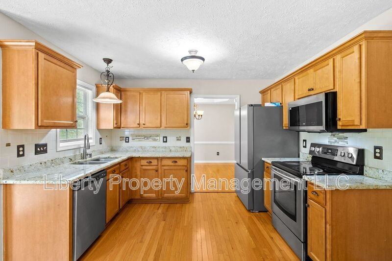 3640 Ambition Rd - Photo 4 of 18