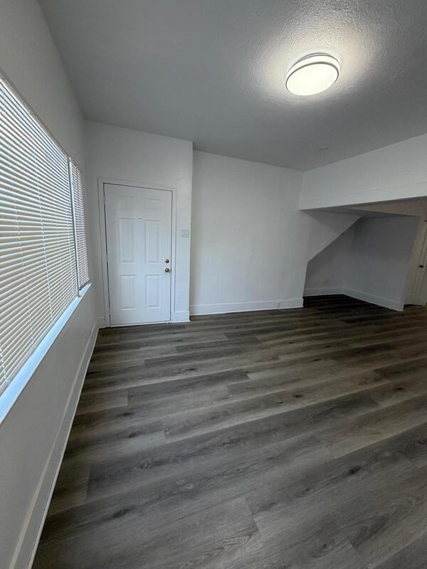 433 W 4th St #433 - Photo 2 of 28