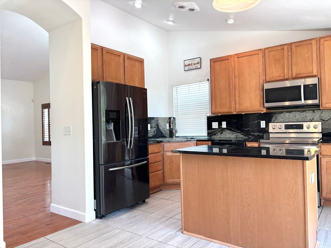 4848 S Elk Ct - Photo 7 of 32