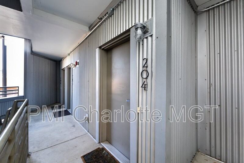 1600 Fulton Ave #204 - Photo 6 of 30