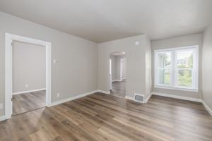 featured image of 220 4th St