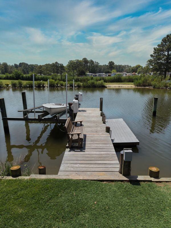 1035 Chester River Dr - Photo 2 of 36