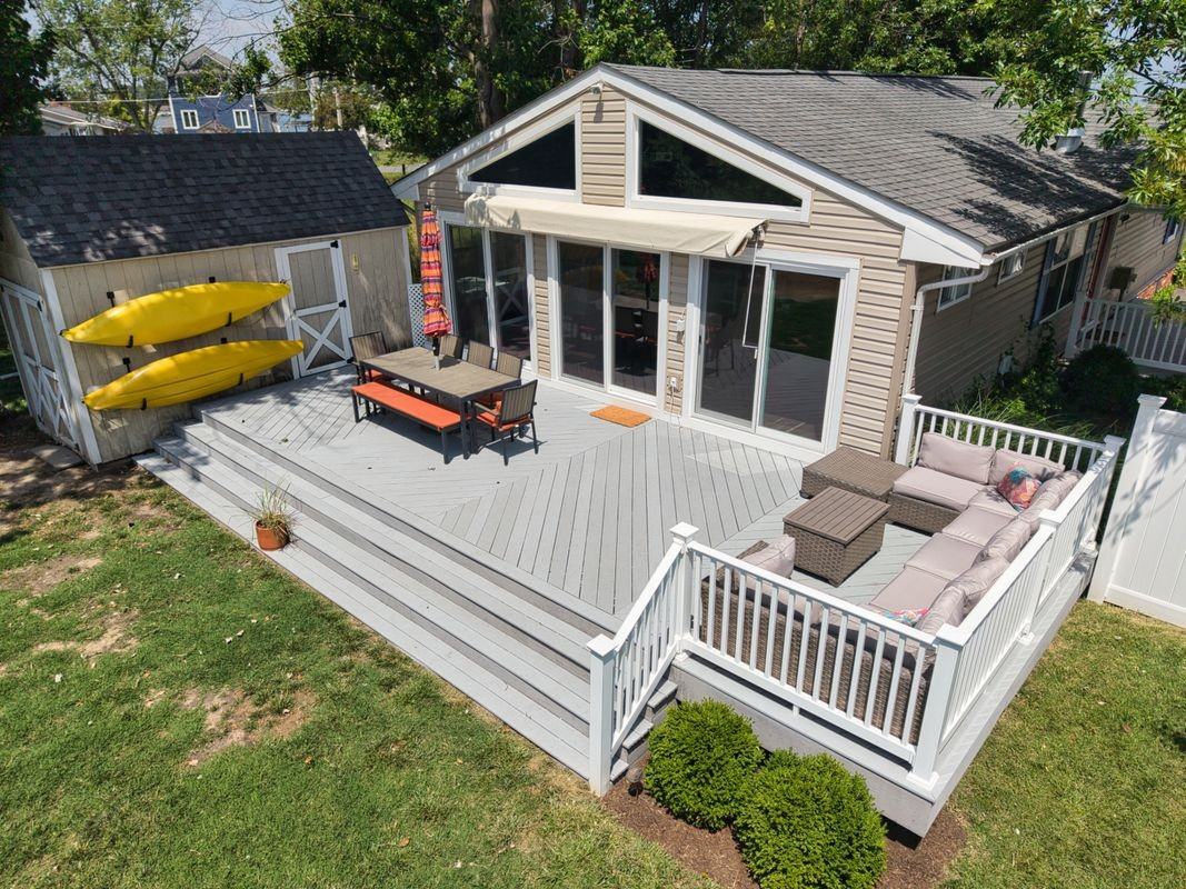 1035 Chester River Dr - Photo 3 of 36