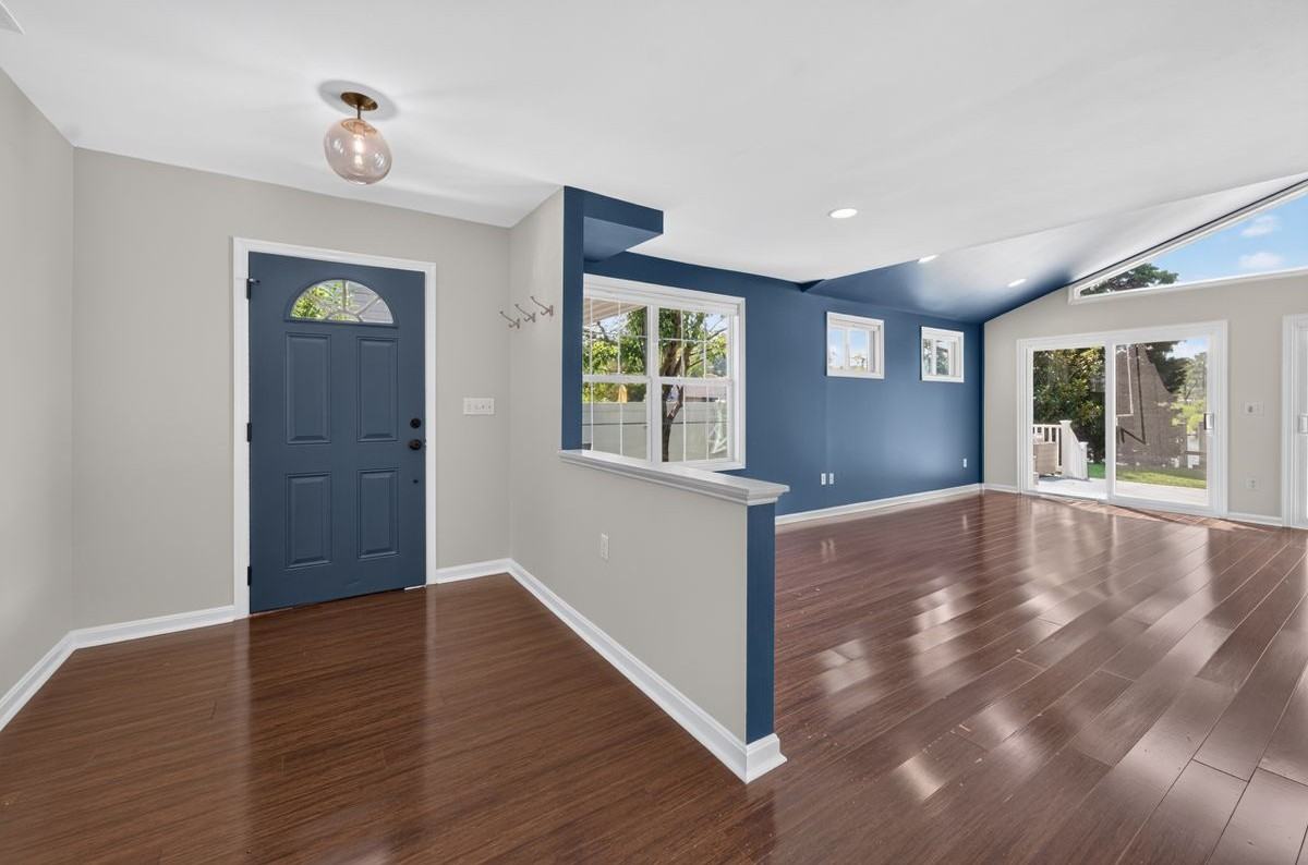 1035 Chester River Dr - Photo 5 of 36
