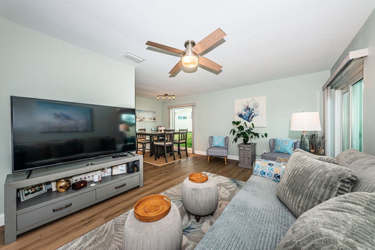 2735 Sherbrooke Ln ##C - Photo 2 of 13
