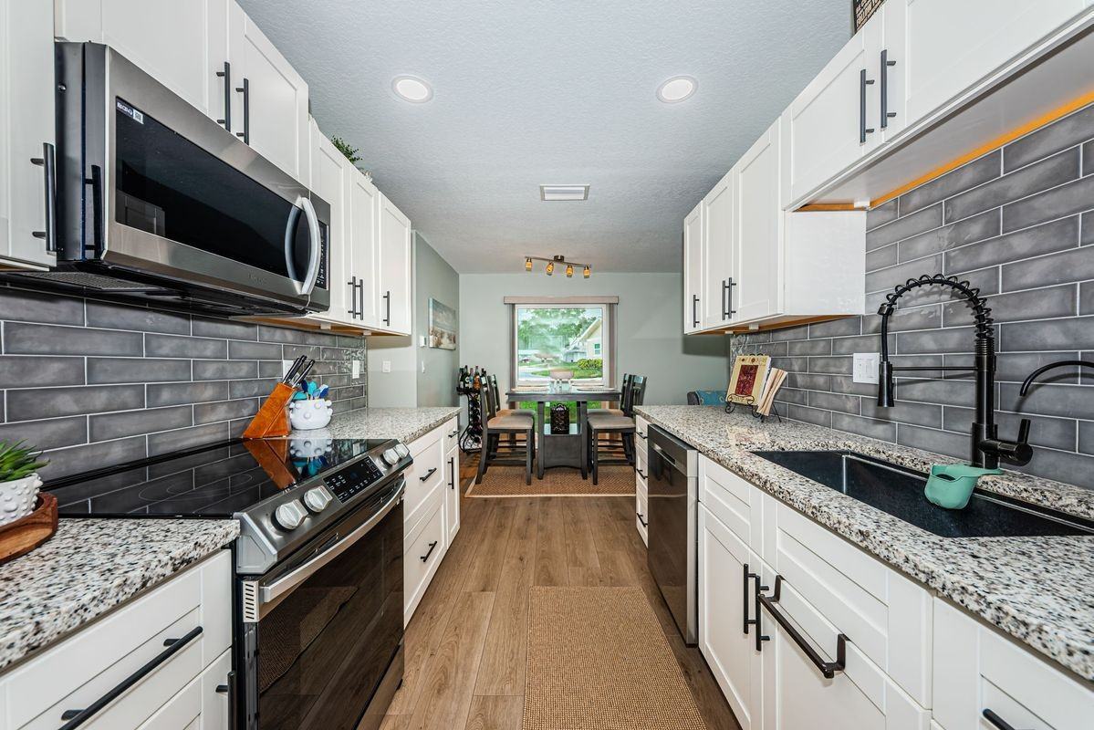 2735 Sherbrooke Ln ##C - Photo 7 of 13