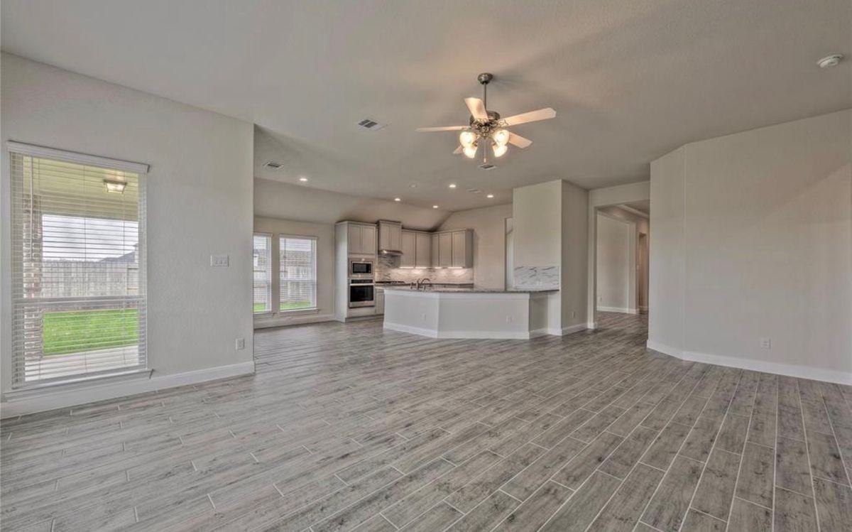 11727 Champions Forest Dr - Photo 4 of 9