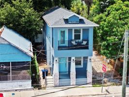 featured image of 2106 E 17th Ave