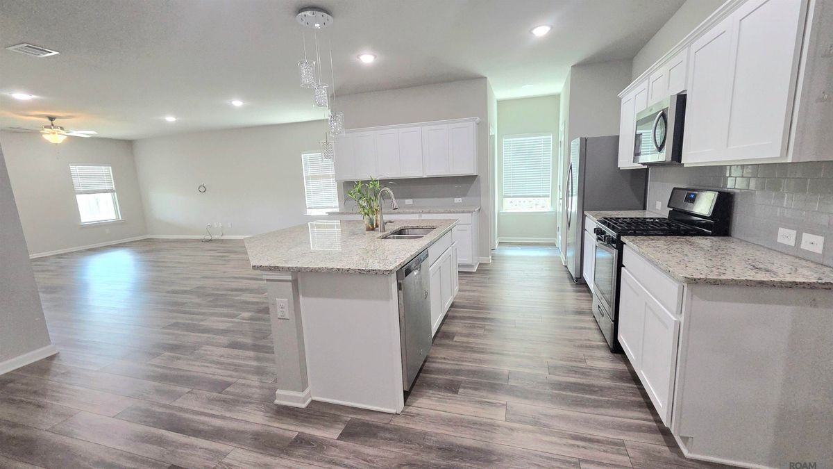 13931 Malbec Ave - Photo 4 of 26