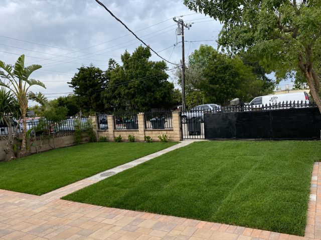 4528 E Washington Ave - Photo 2 of 3