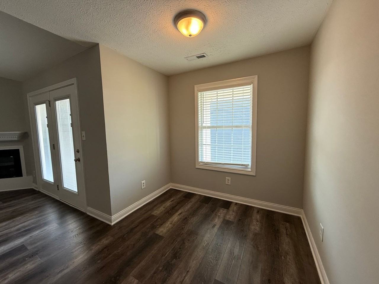 Westen Apartments - Photo 3 of 24