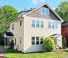 featured image of 1016 Pecan Ave