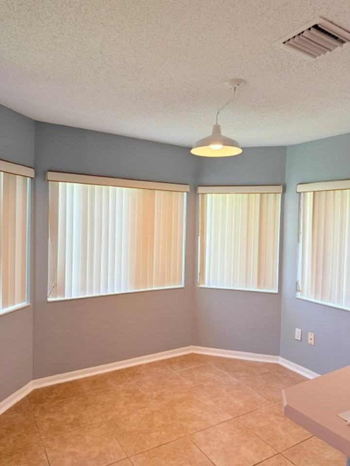 20 Palm Ln - Photo 5 of 35
