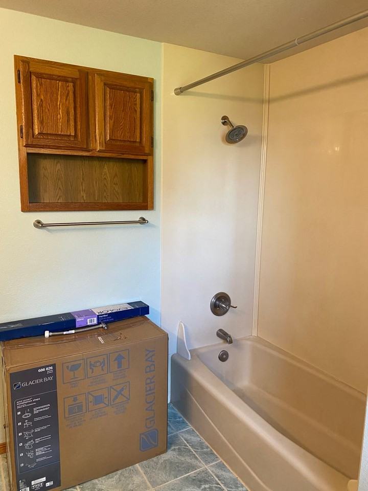 4800 Airway Dr Ne - Photo 2 of 22