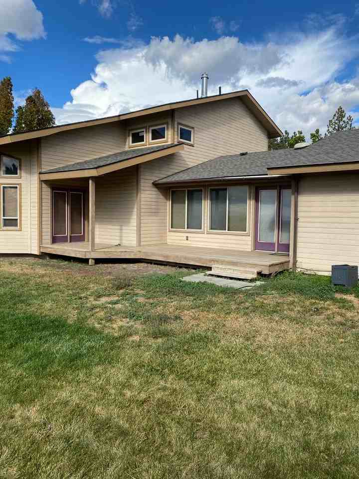 4800 Airway Dr Ne - Photo 2 of 22