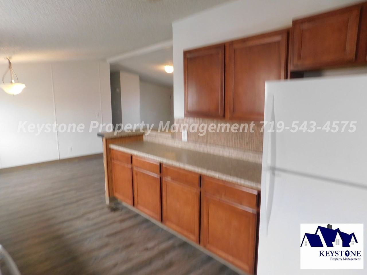 710 S Walton Dr - Photo 5 of 21