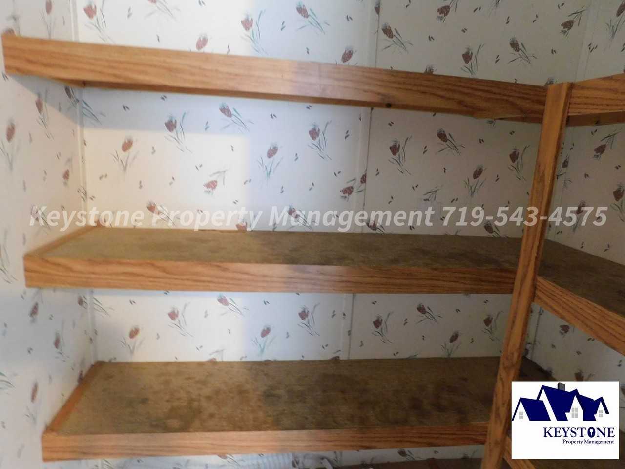 710 S Walton Dr - Photo 6 of 21