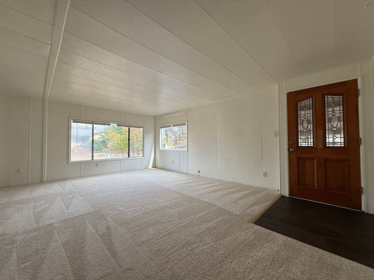 460 South St - Photo 6 of 25