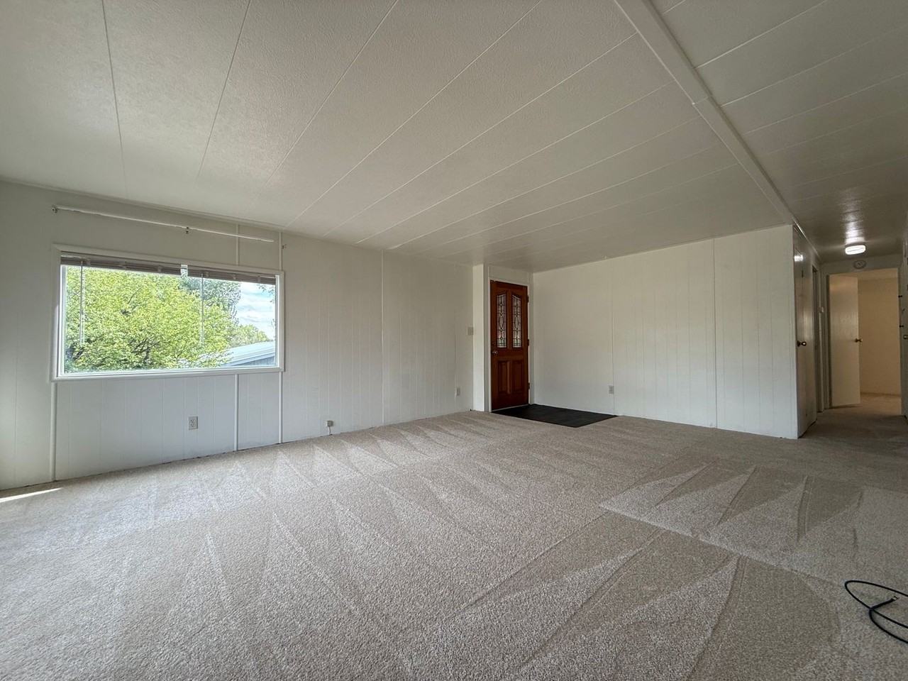 460 South St - Photo 7 of 25