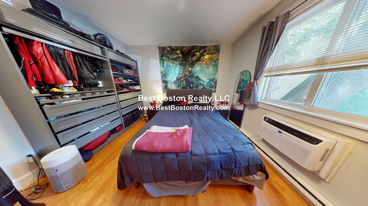 387 Highland Ave #R - Photo 5 of 9