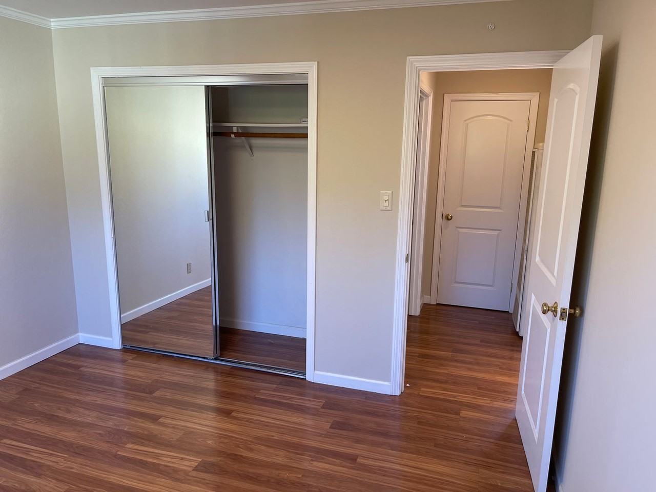 1379 Snow St - Photo 5 of 13