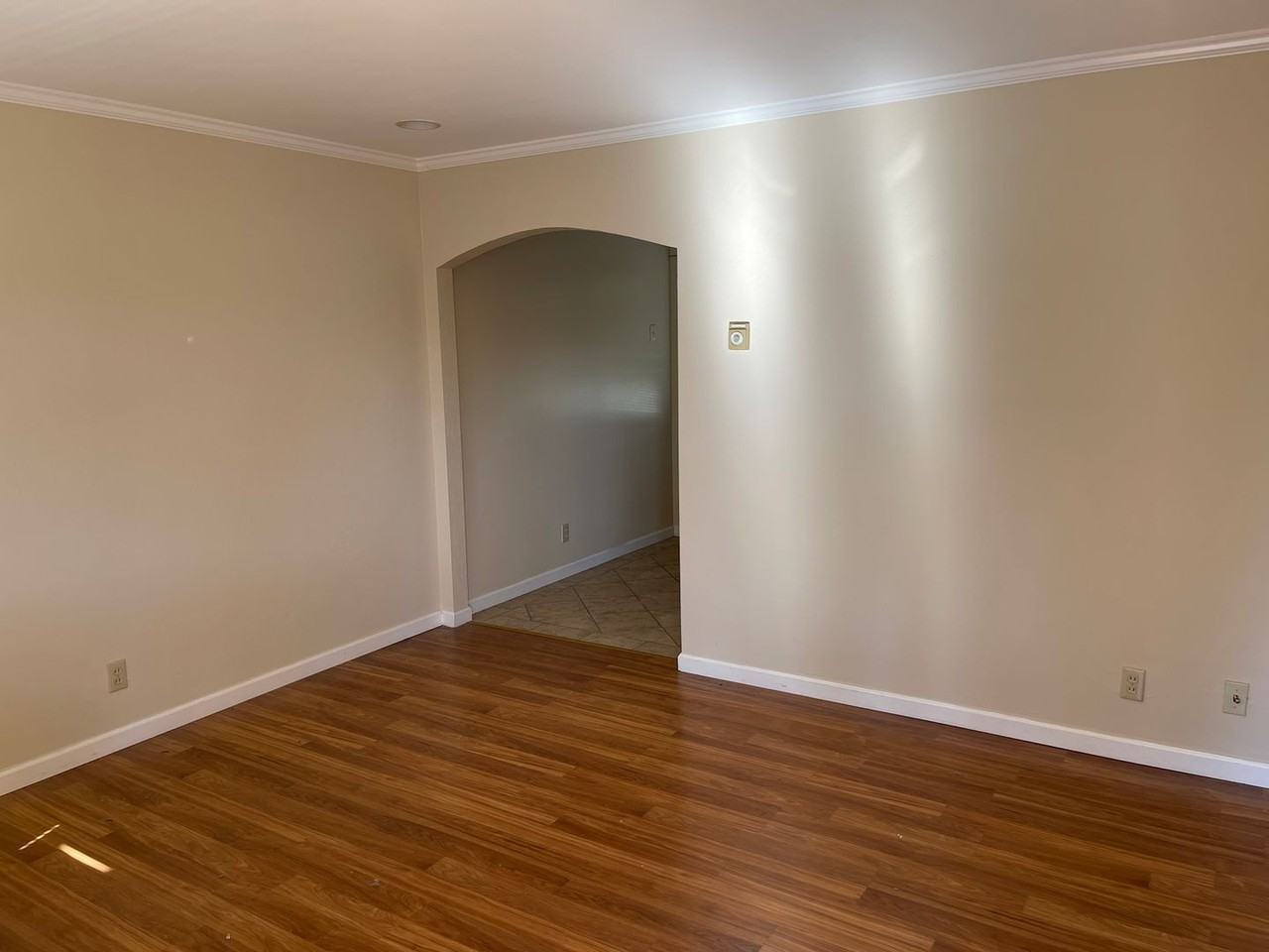 1379 Snow St - Photo 6 of 13