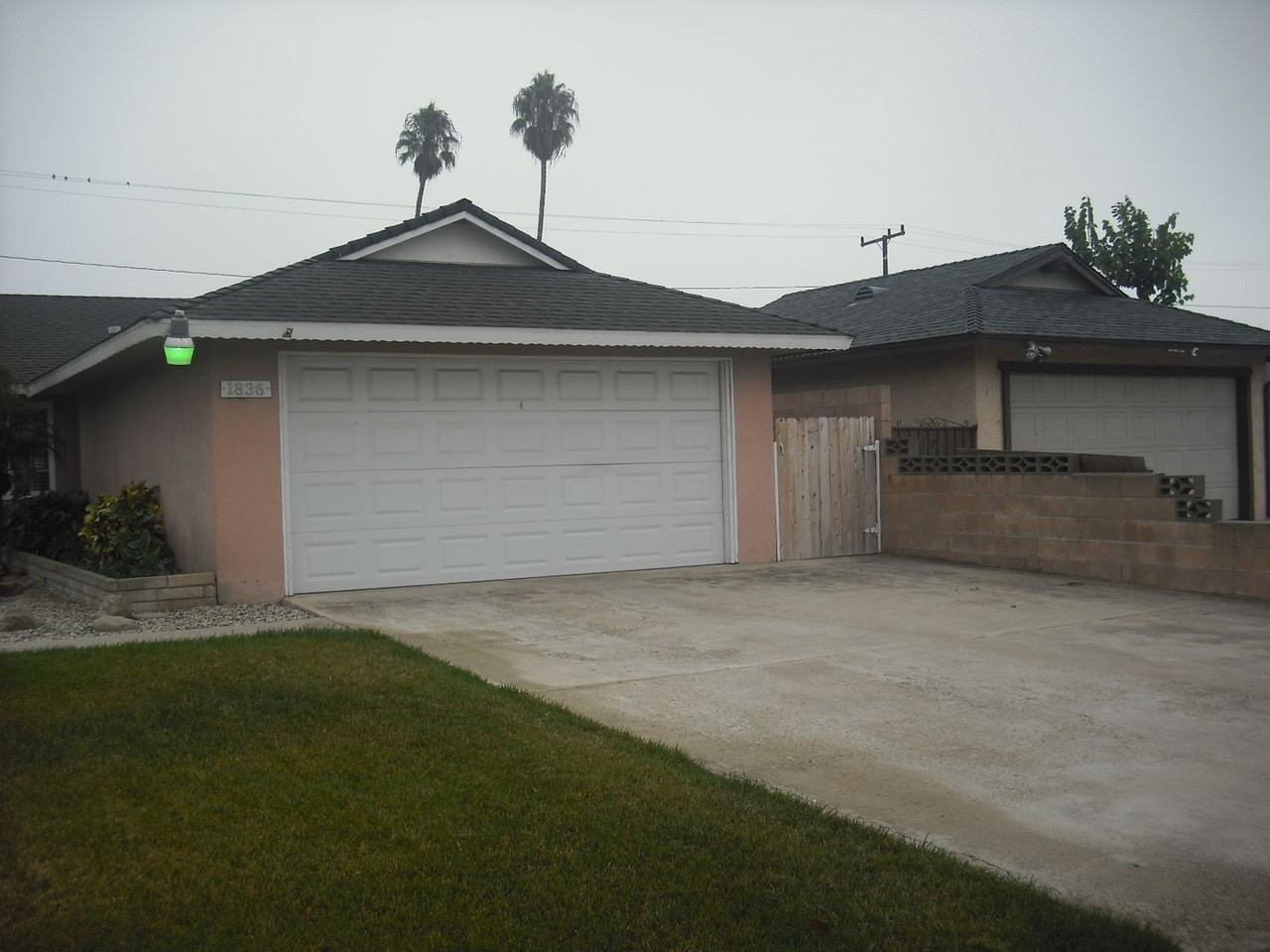 1836 N 7th Pl - Photo 2 of 8