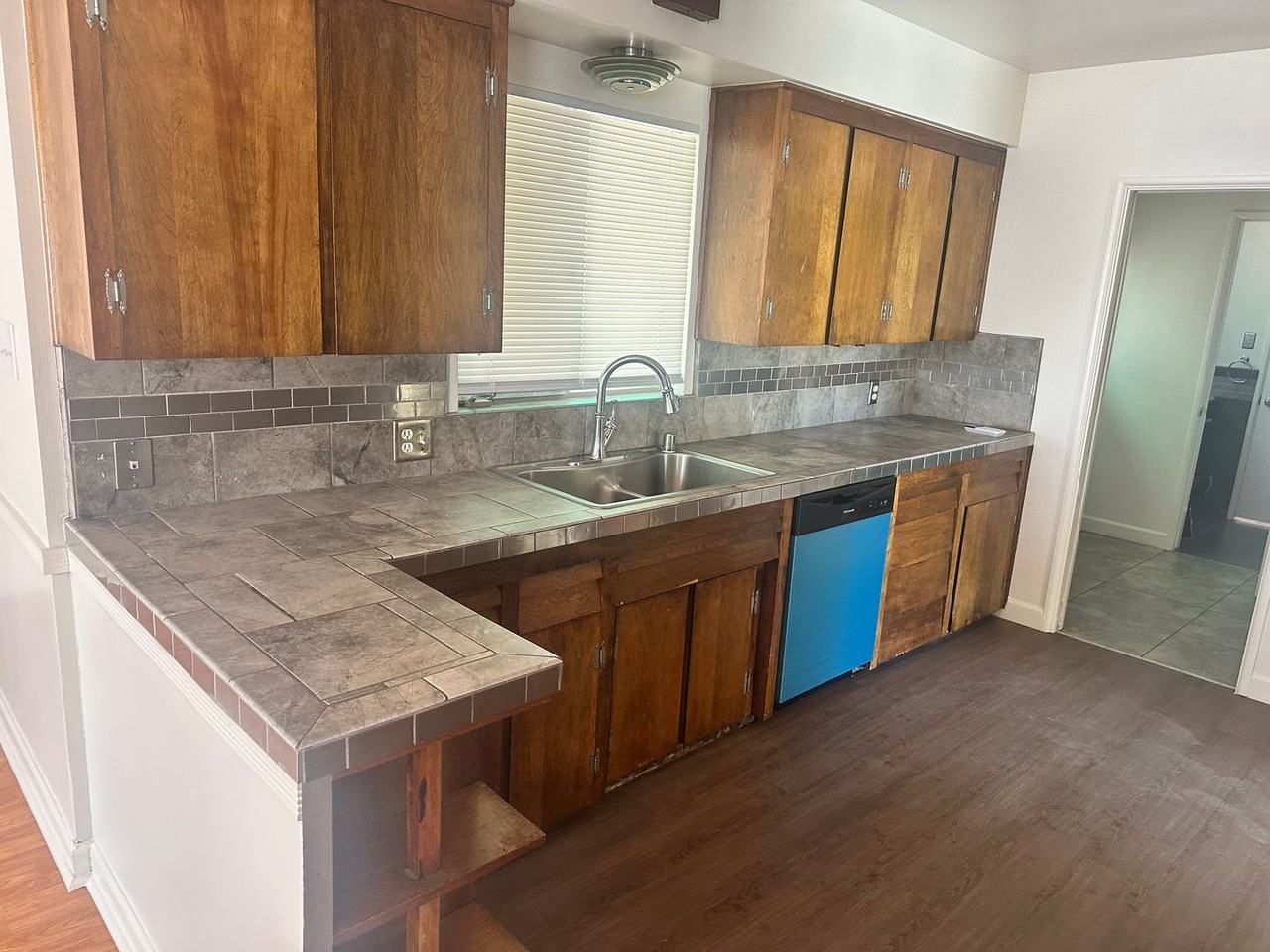 2518 San Pablo Ave - Photo 3 of 50