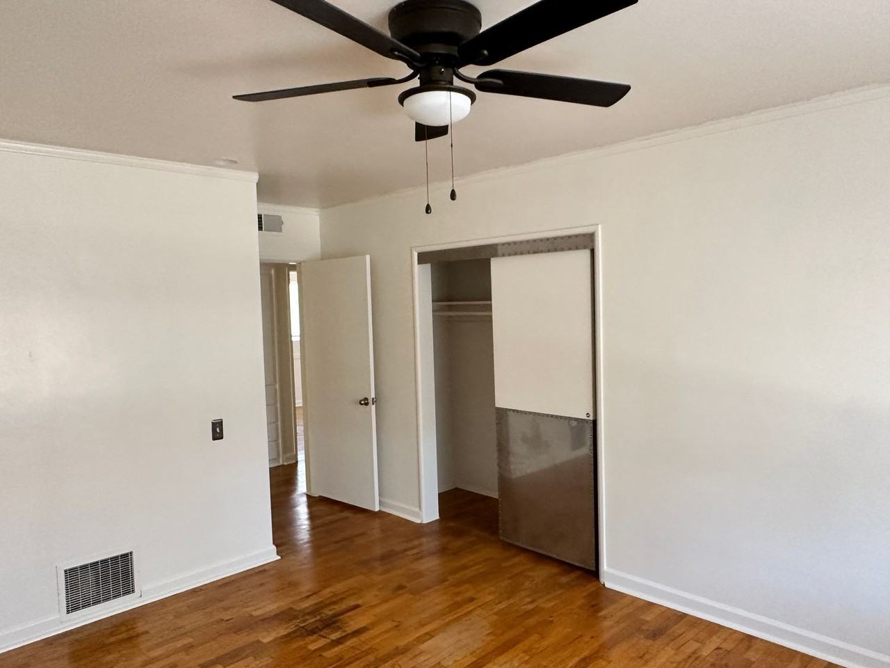 2518 San Pablo Ave - Photo 6 of 50