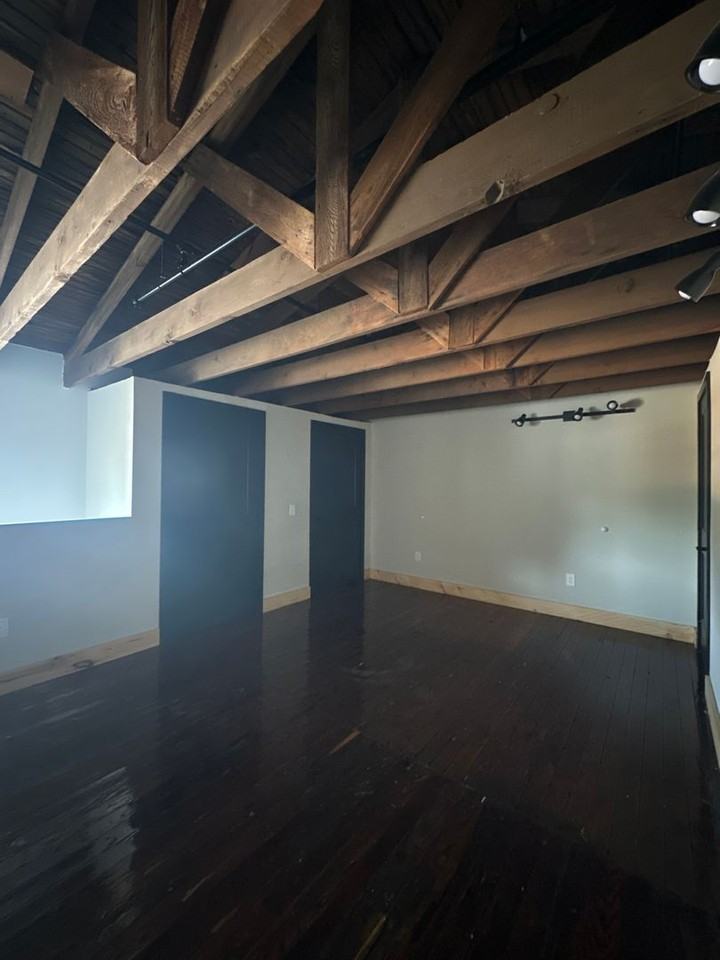 210 S Railroad St #105 - Photo 6 of 6