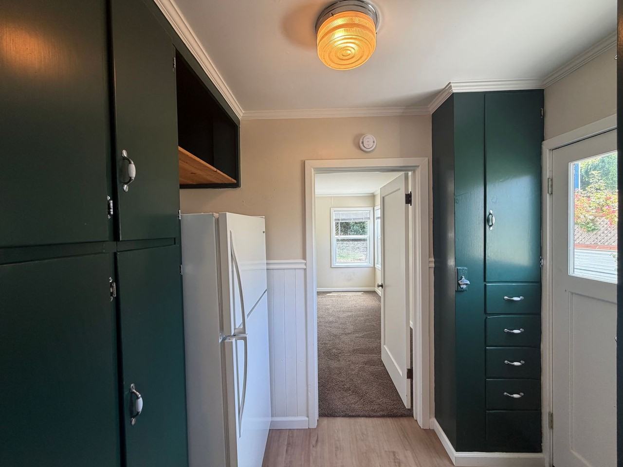 410 Carmel Ave - Photo 6 of 15