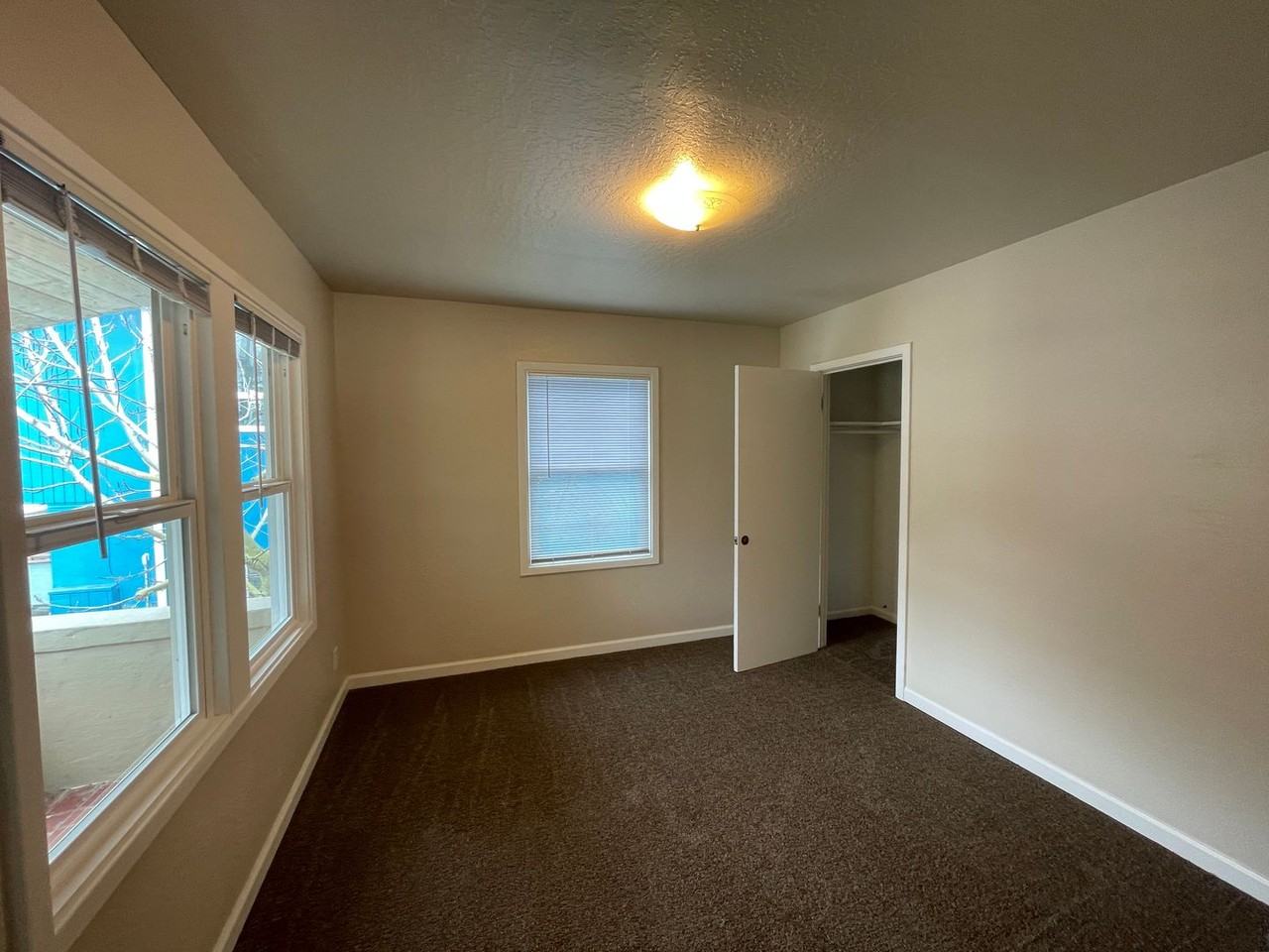410 Carmel Ave - Photo 7 of 15