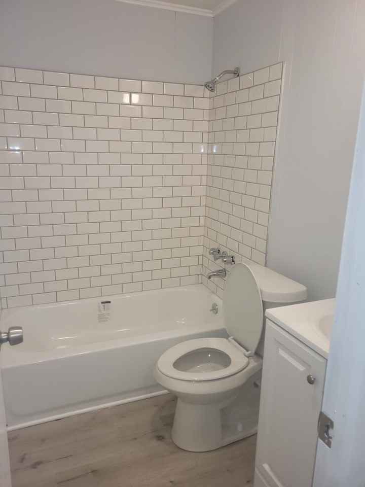 5803 Cherry St - Photo 5 of 14
