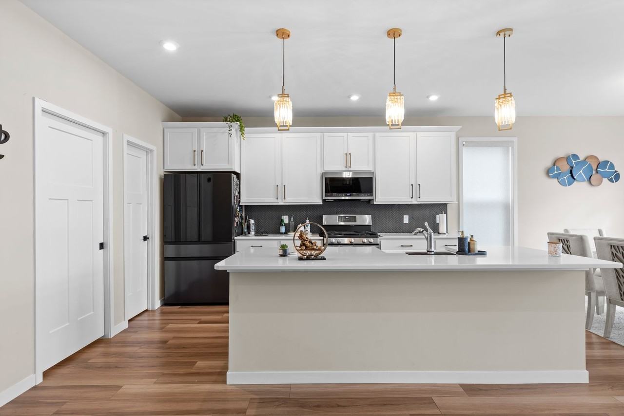 424 Smithton Blvd - Photo 3 of 40