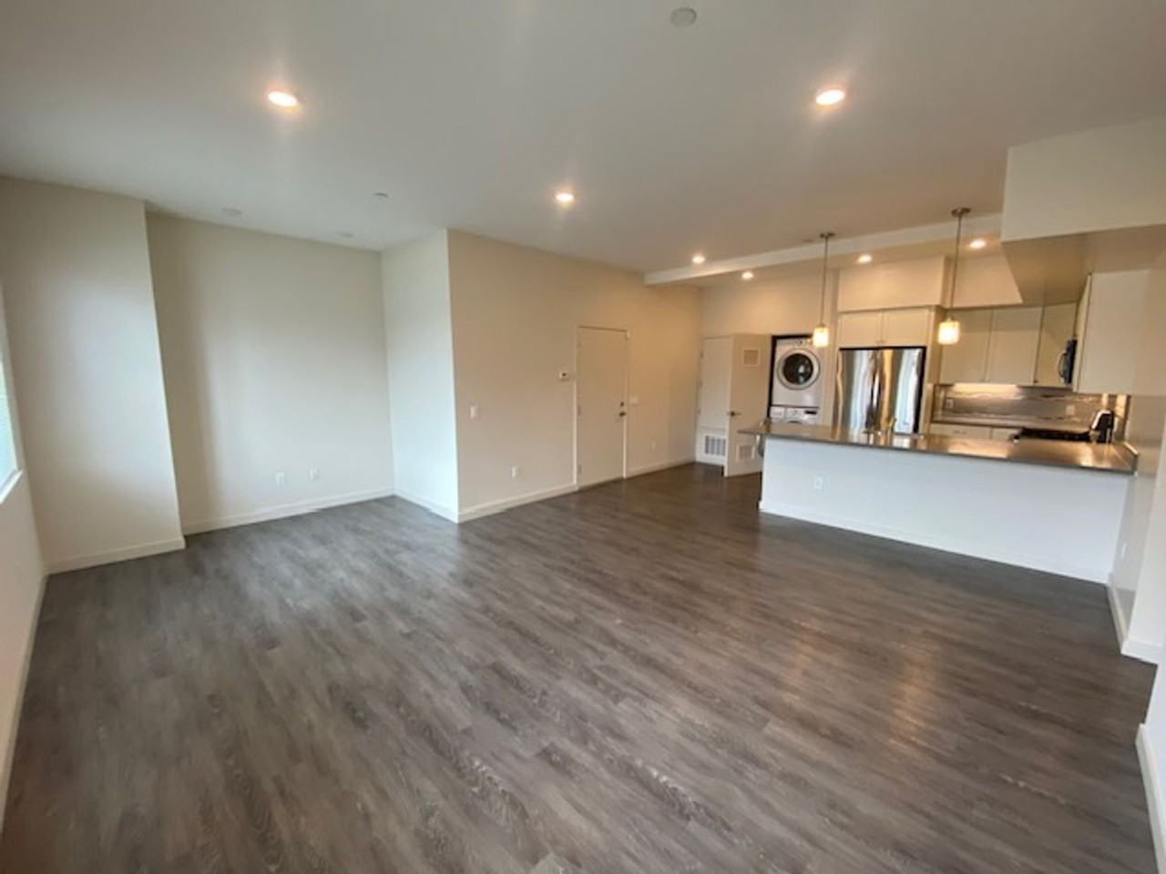 505 Central Ave - Photo 4 of 26