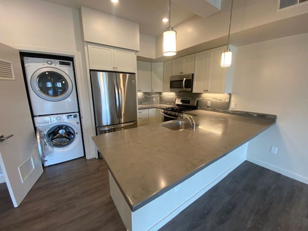 505 Central Ave - Photo 6 of 26