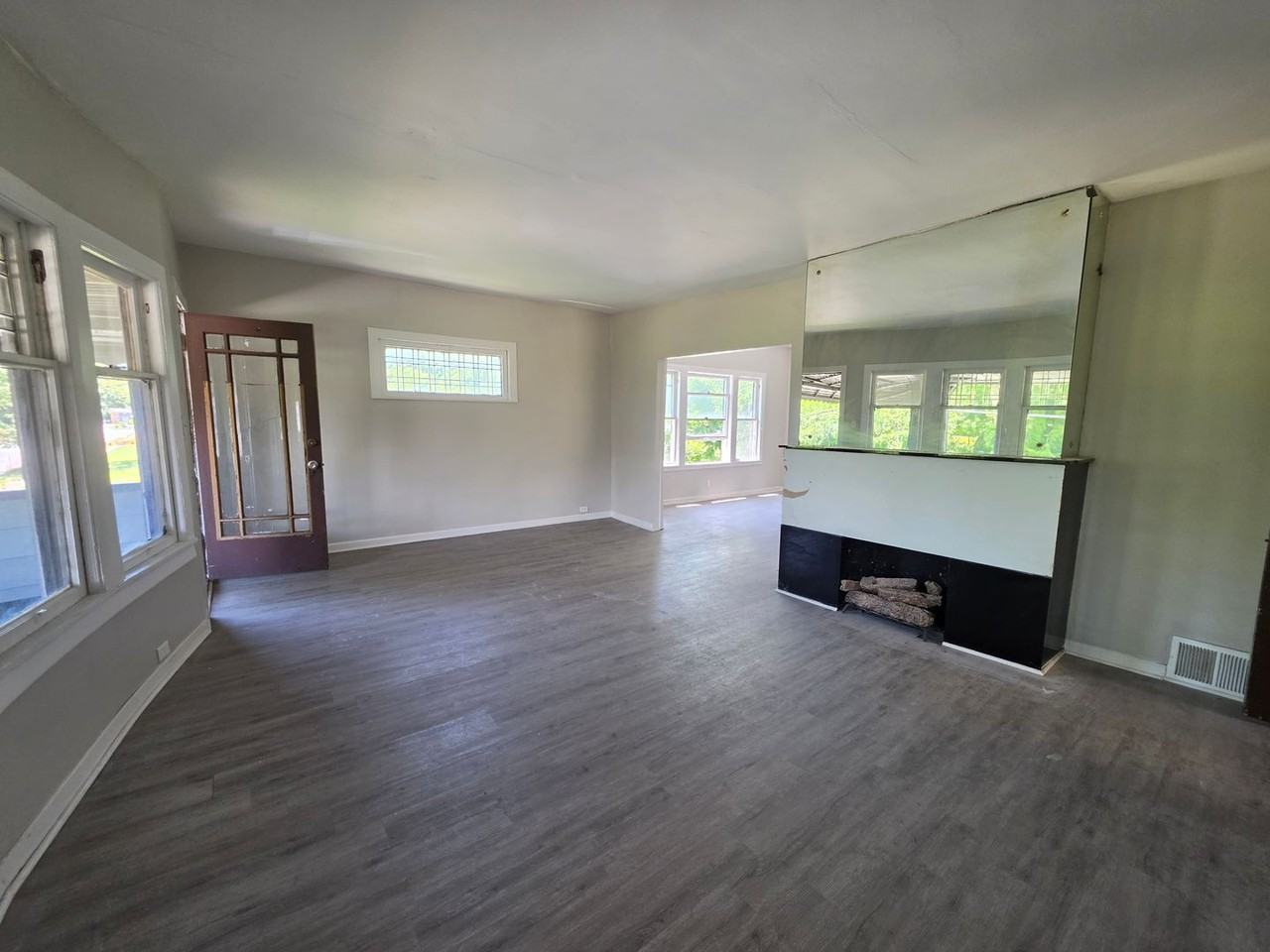 11419 Durant Avenue - Photo 3 of 22