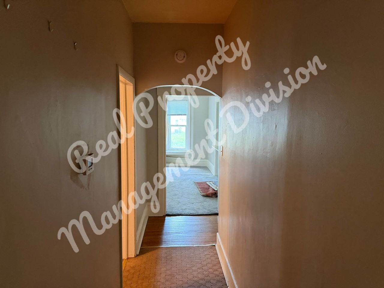 131 131 S. Douglas Springfield, IL 62704 - Photo 6 of 9