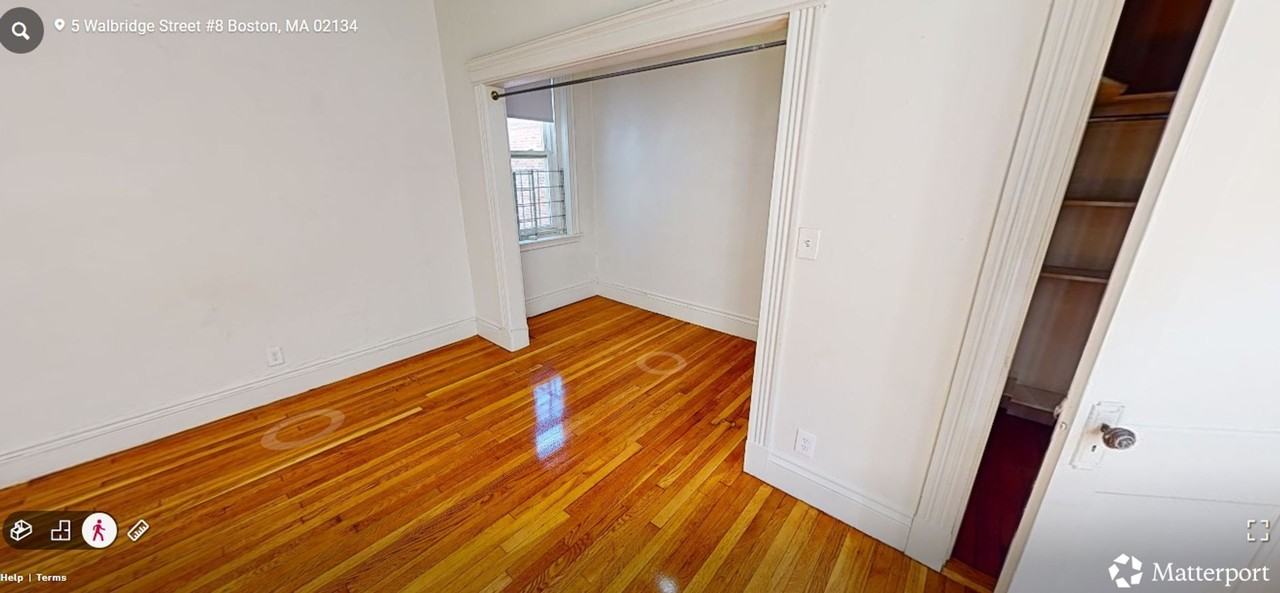 8 Walbridge St #8 - Photo 5 of 6