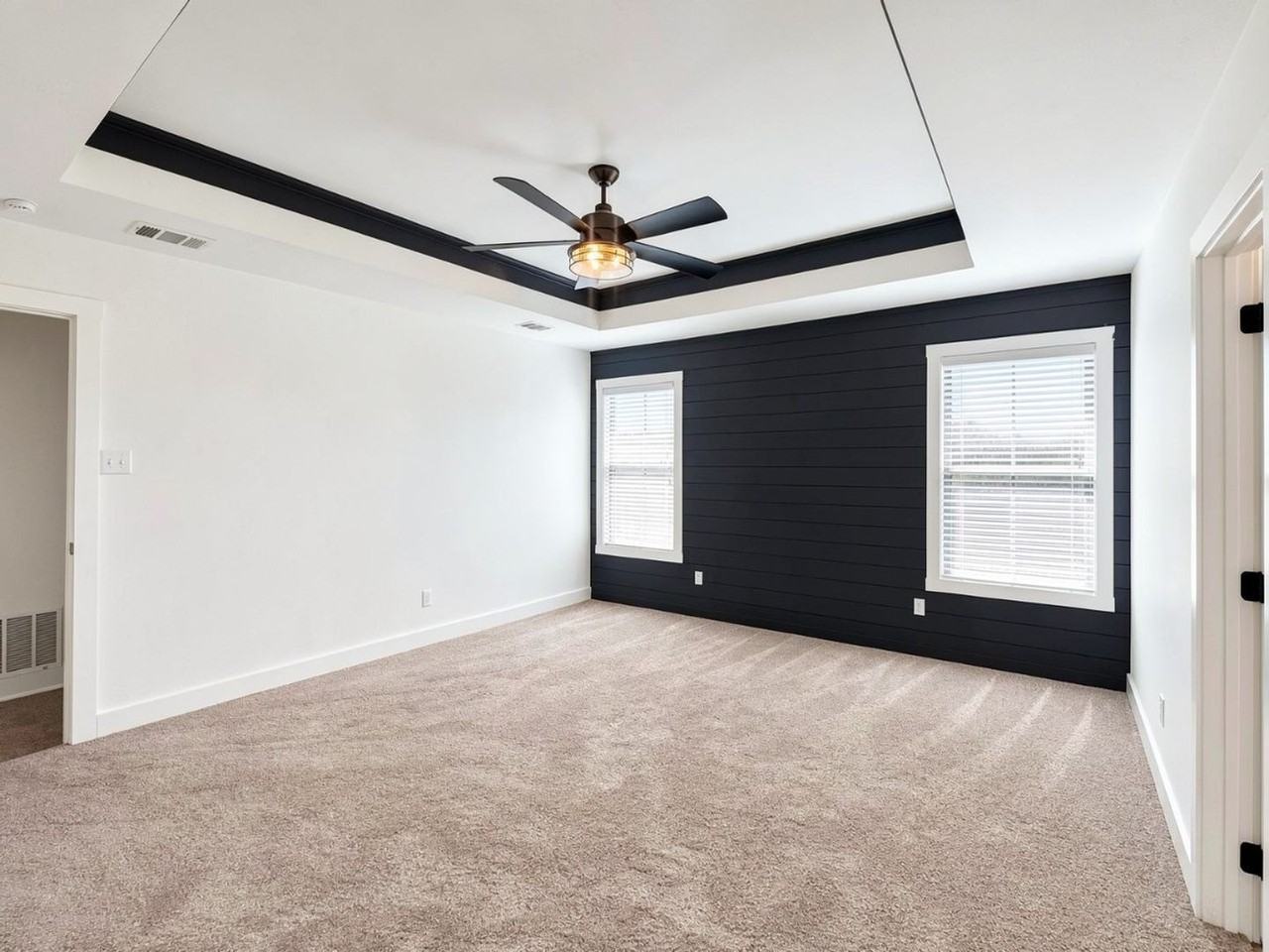 7119 Rosado Dr - Photo 6 of 30