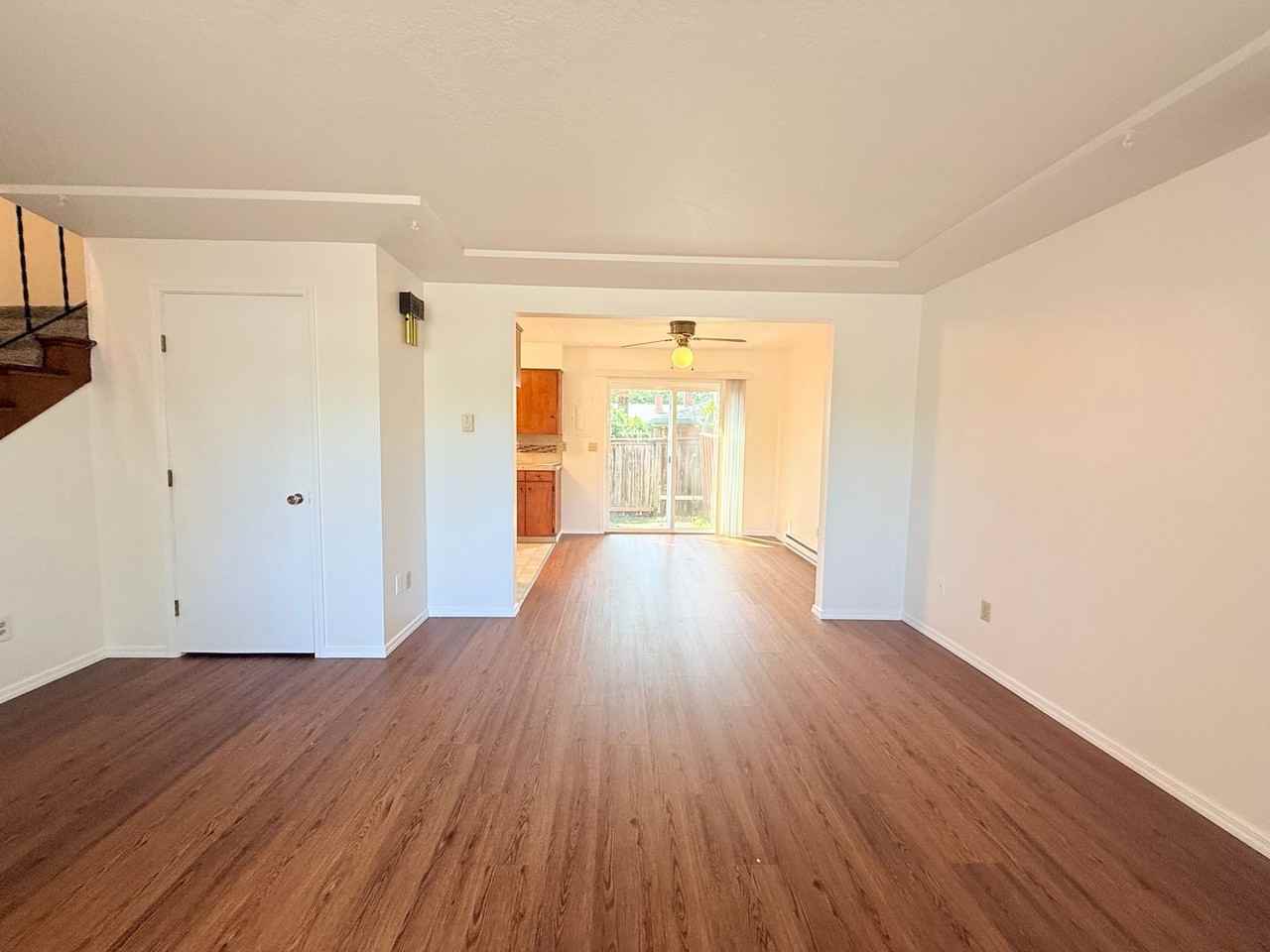 537 Ne 113th Ave - Photo 5 of 16