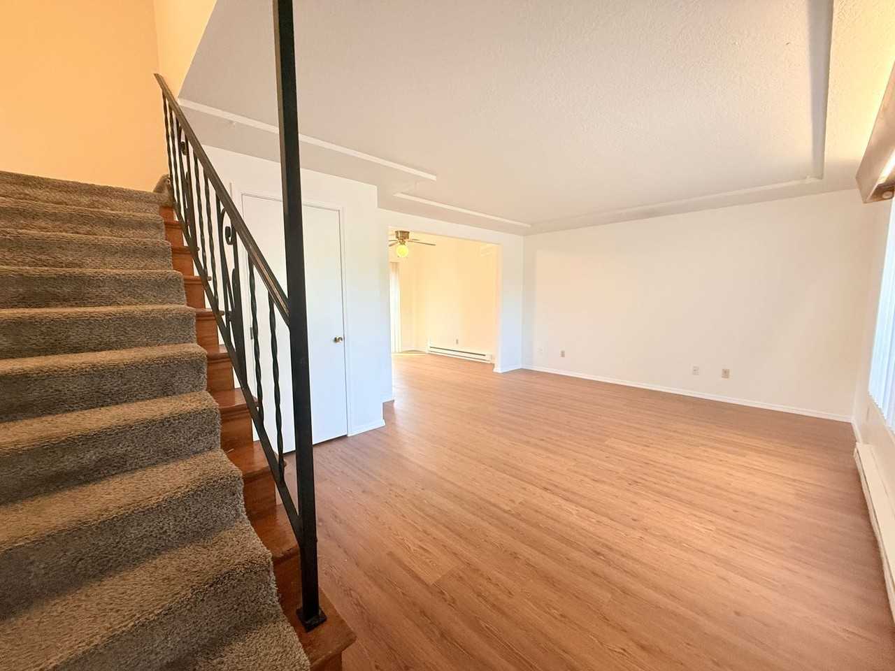 537 Ne 113th Ave - Photo 6 of 16