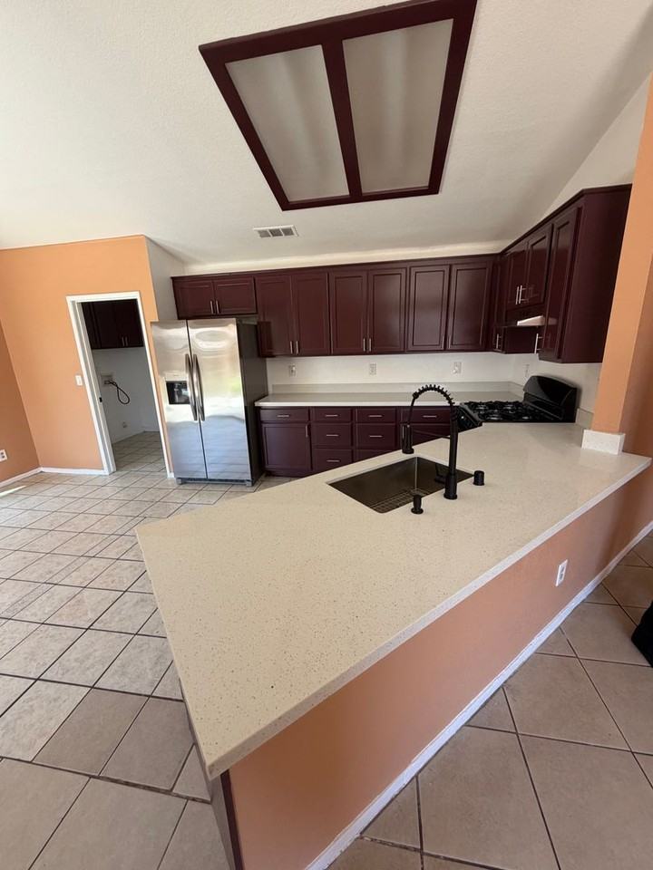 738 Waterford Way - Photo 4 of 12