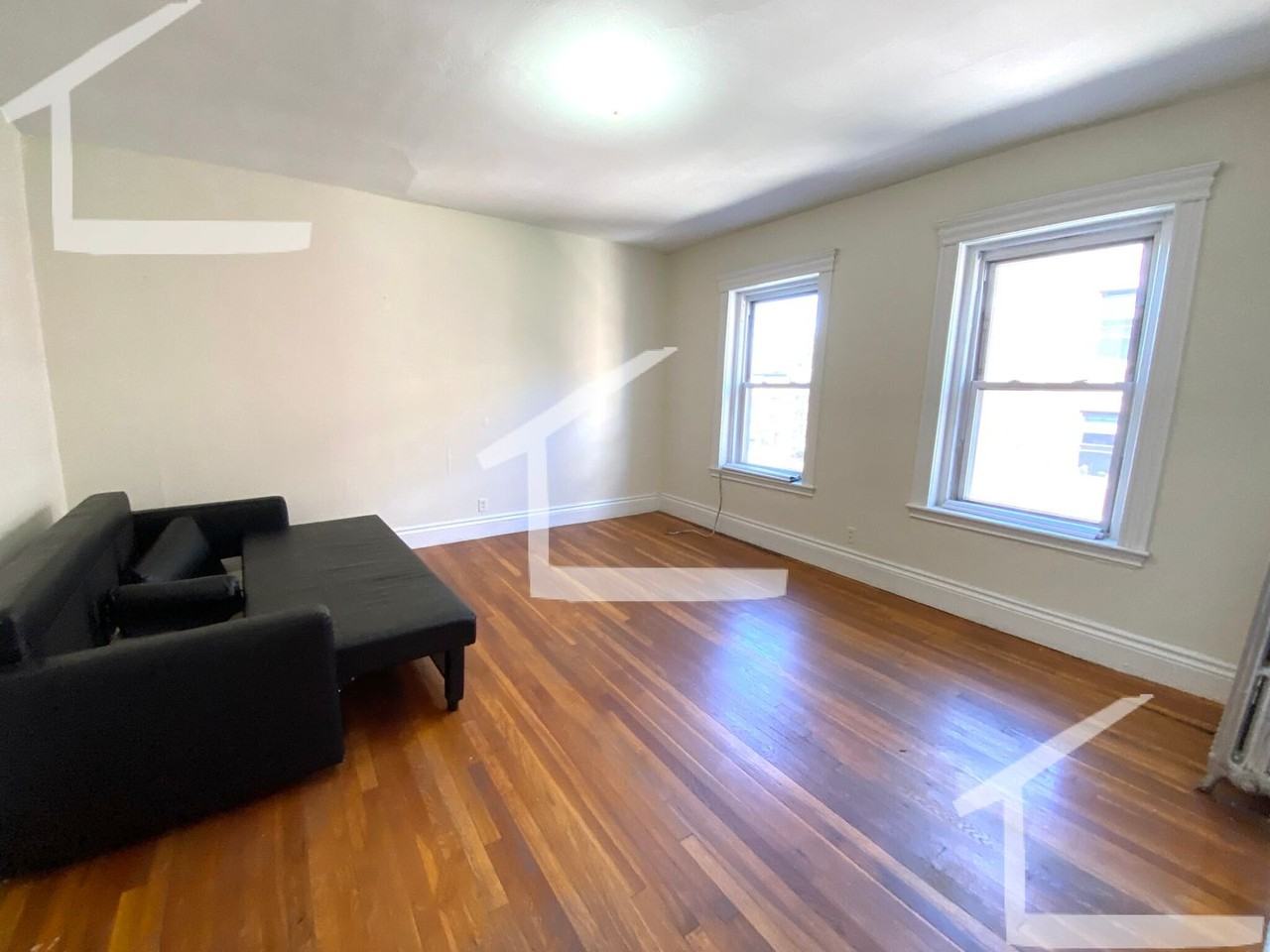 12 Walbridge St #12 - Photo 4 of 7