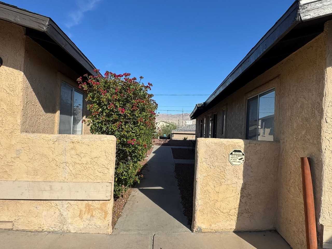 1539 Monte Vista Dr - Photo 4 of 27